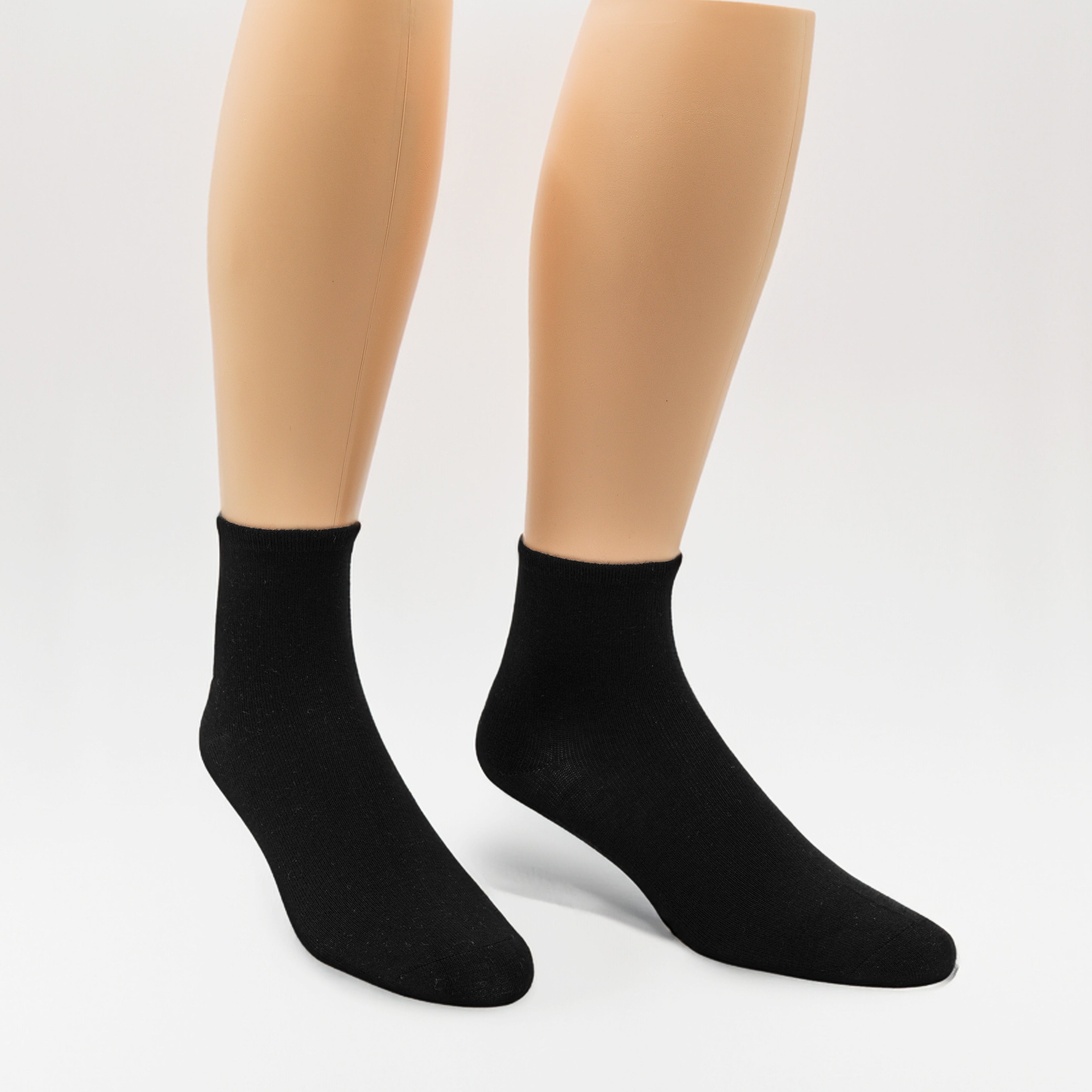 Humktnn | Women’s Lightweight Bamboo Quarter Socks for Everyday Comfort – 3 Pair Pack