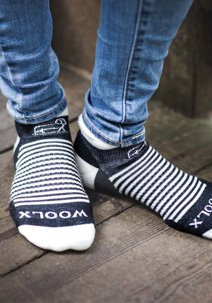 Humktnn | Women’s Merino Wool No Show Socks with Light Cushioning – Tuxedo Stripe