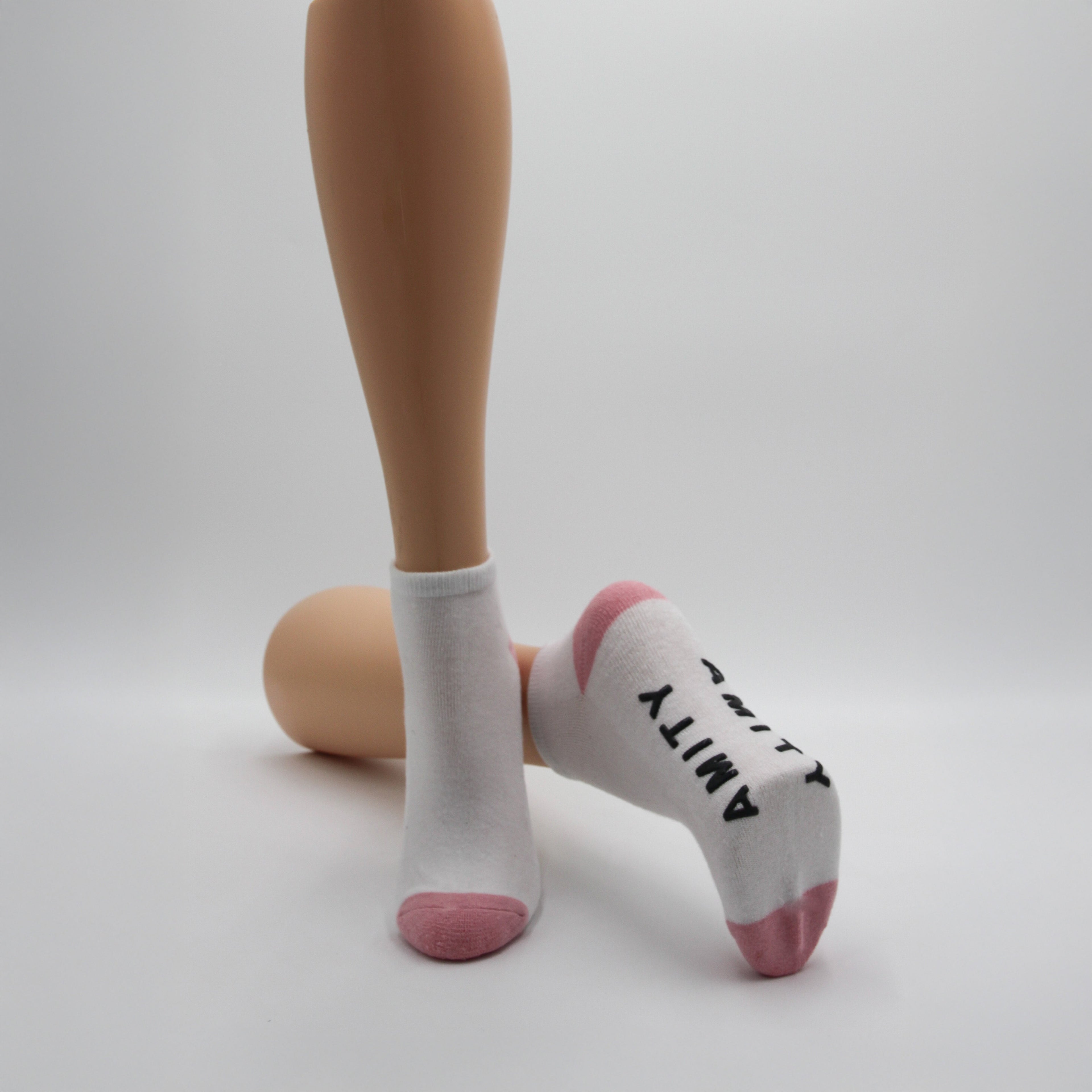 Humktnn | Women’s Low Cut Anti-Slip Socks – 3 Pair Soft Cotton Comfort for Daily Wear