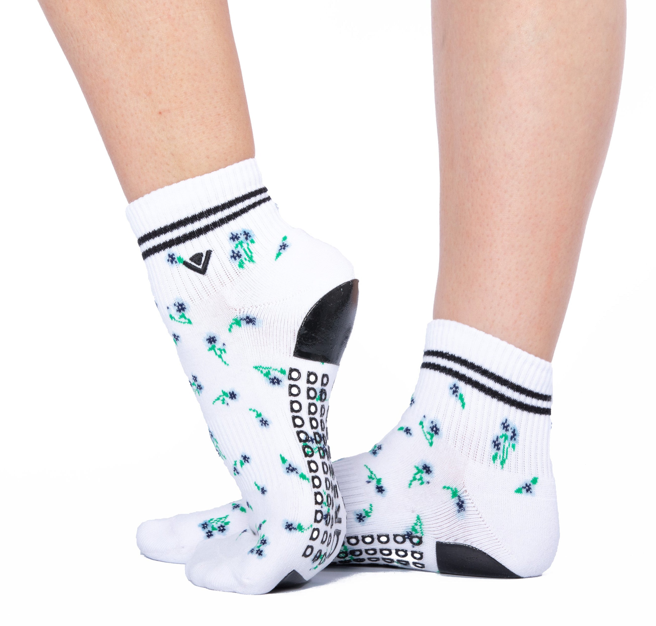Humktnn | Women’s Cotton Ankle Crew Grip Socks with Striped Design