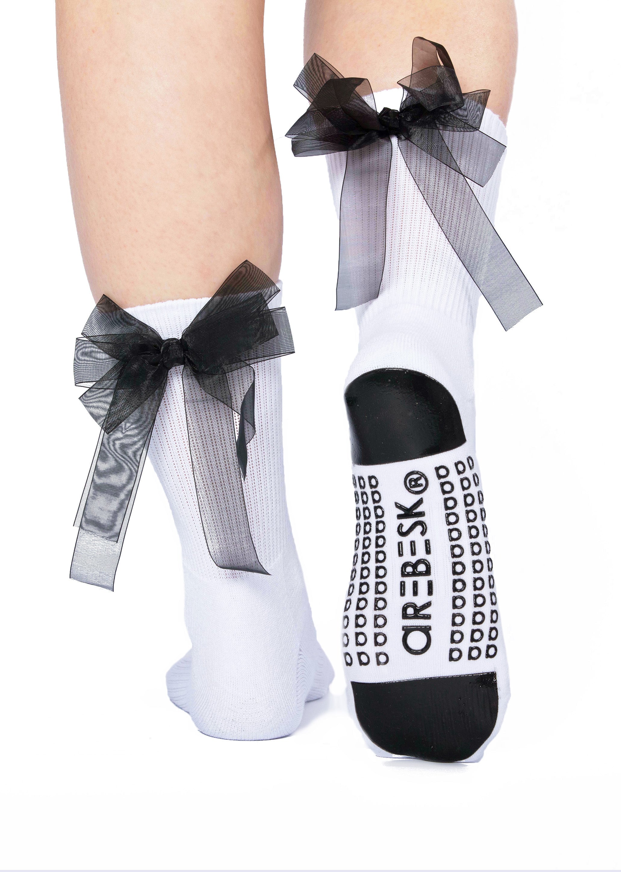 Humktnn | Women’s Crew Grip Socks with Bow Accent for Studio Training