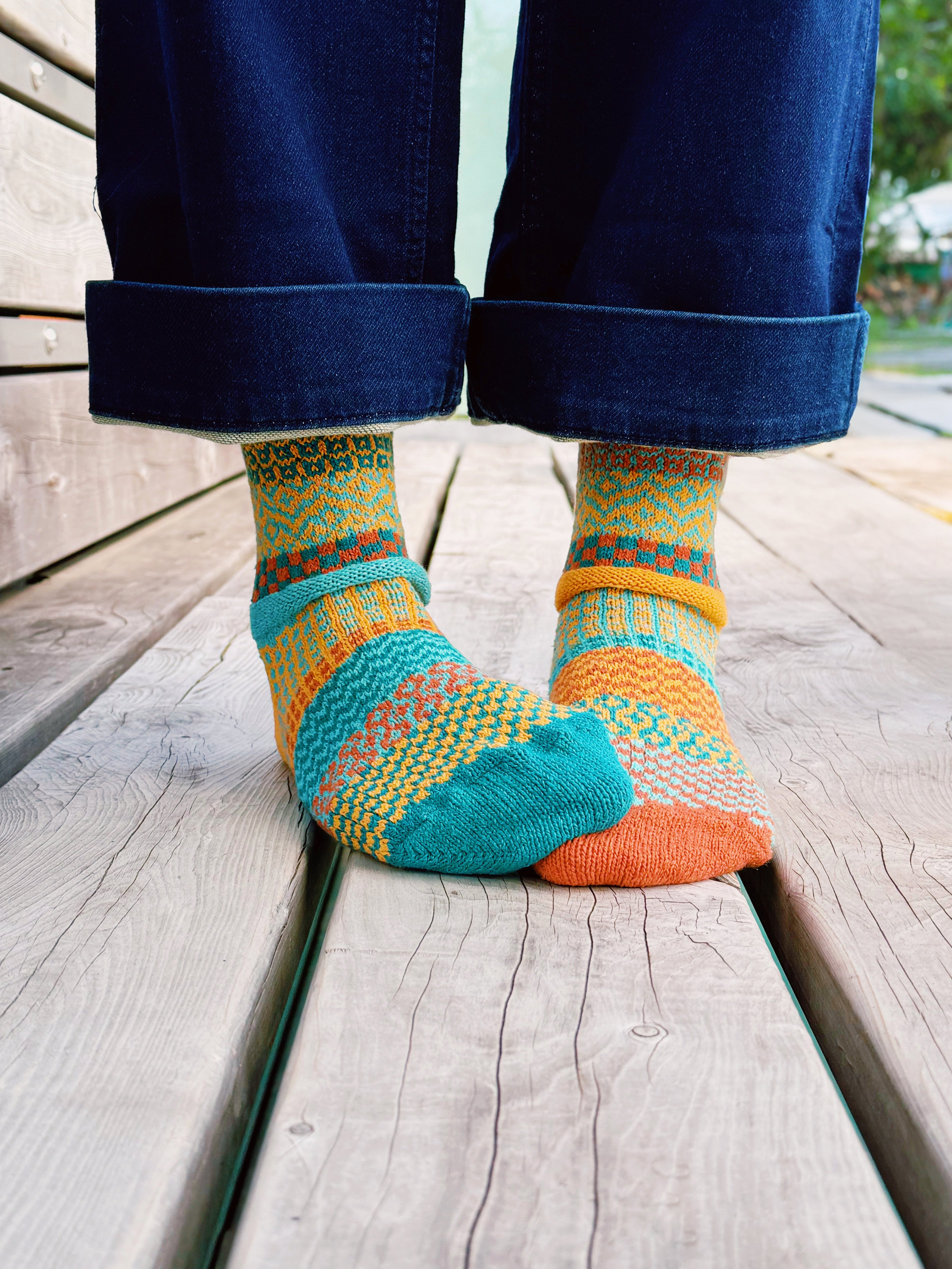 Humktnn| Dune Crew Socks - Stylish and Comfortable for Every Adventure