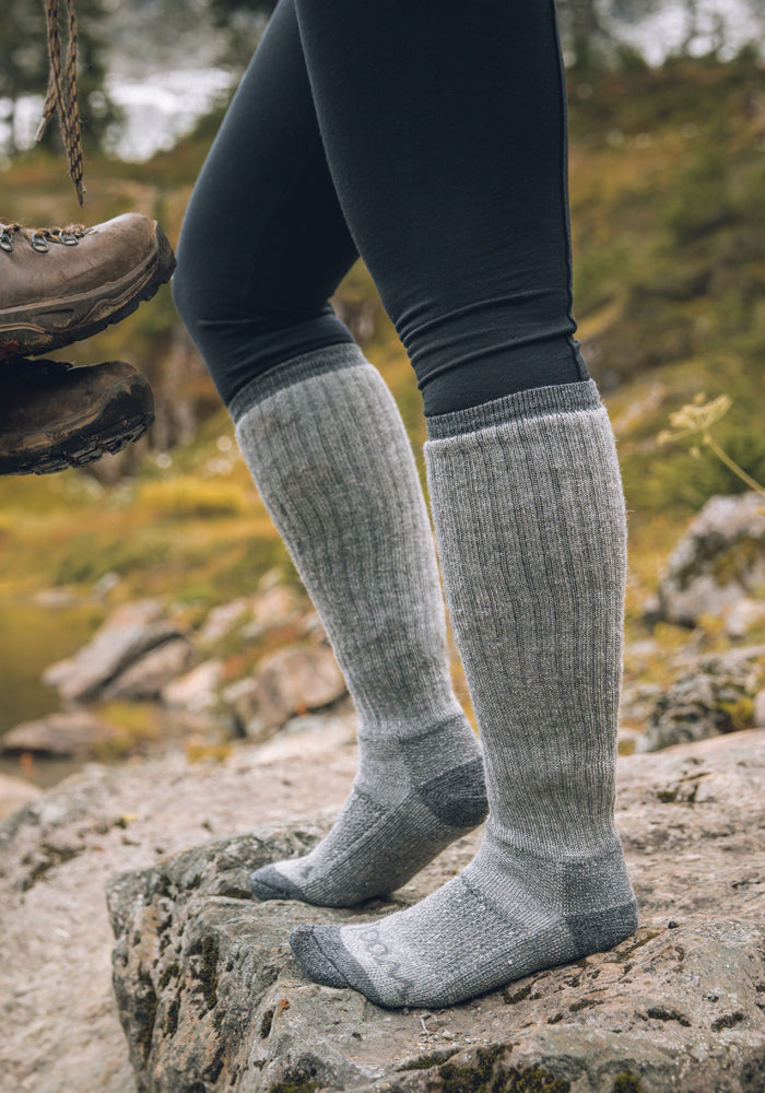 Humktnn | Men’s Heavyweight Merino Wool Over The Calf Socks for Extreme Cold – Charcoal Heather