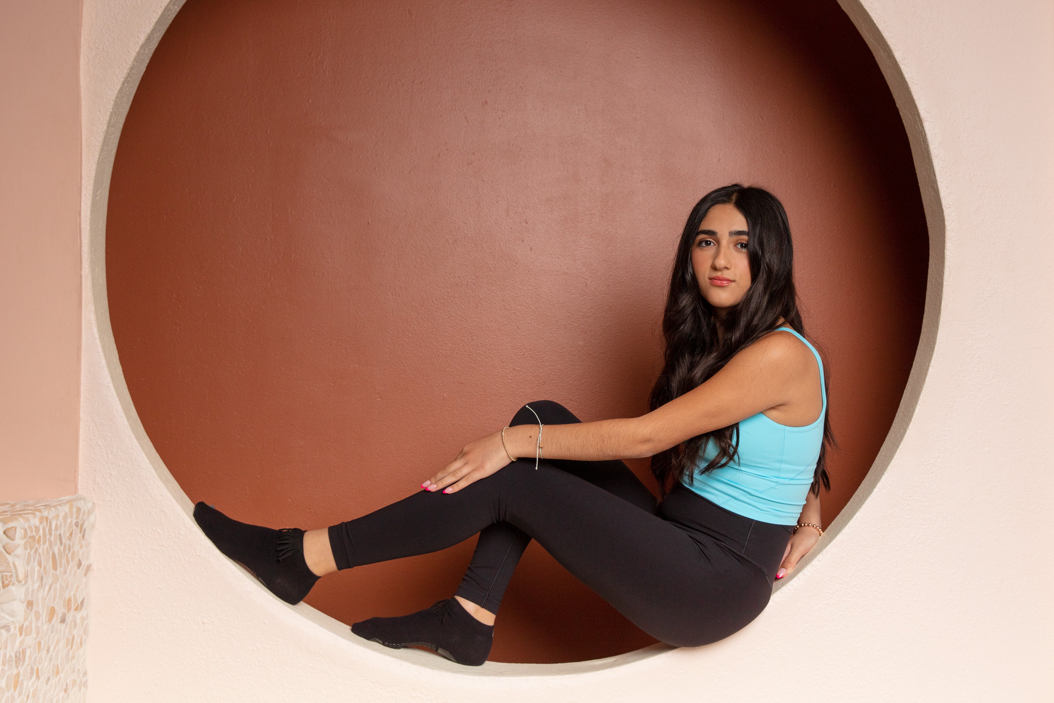 Humktnn | Women’s Fringe Ankle Grip Socks with Closed Toe & Non-Slip Sole