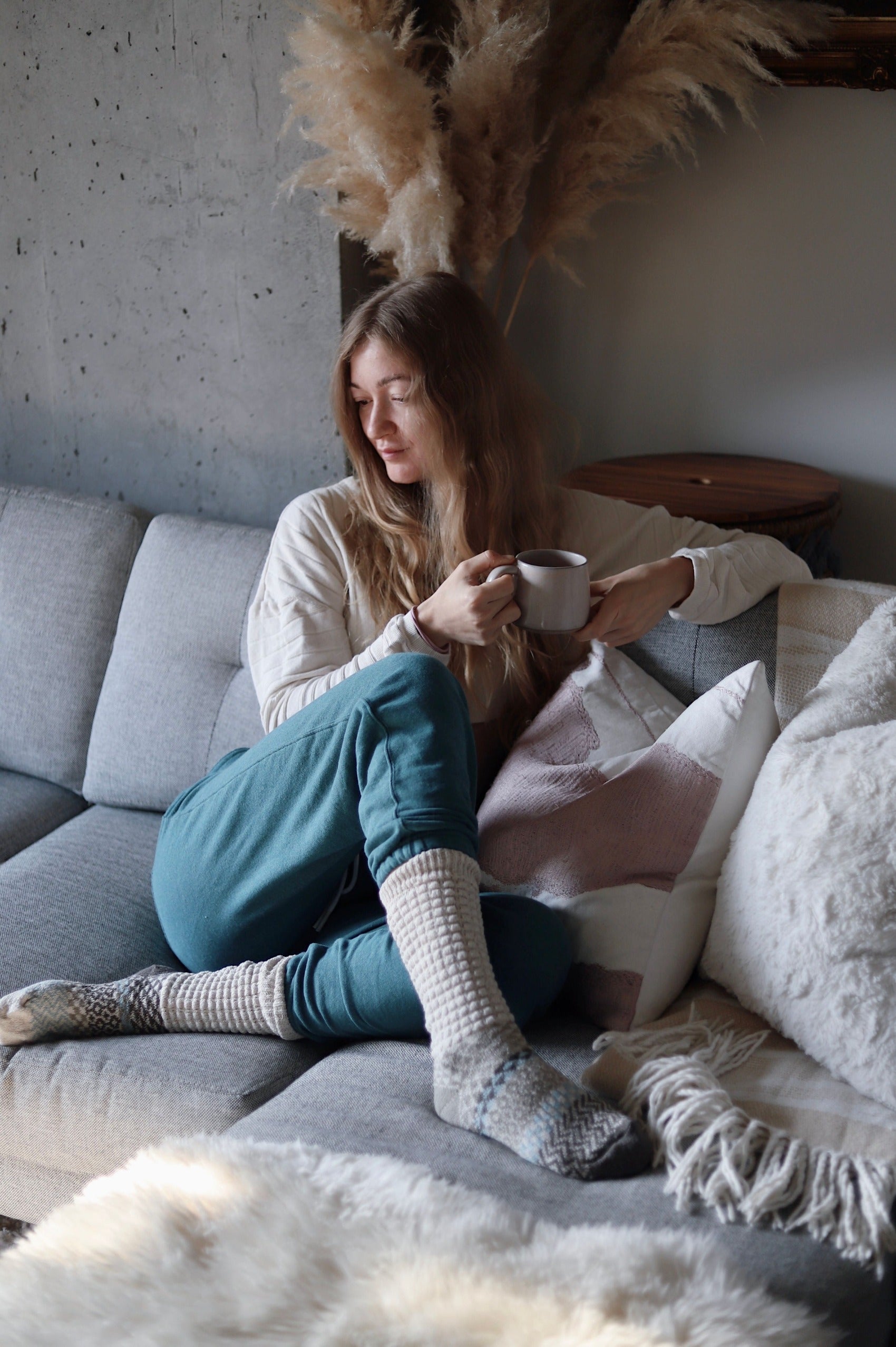 Humktnn| Slouch Socks - Seashell - Cozy, Versatile, and Stylish