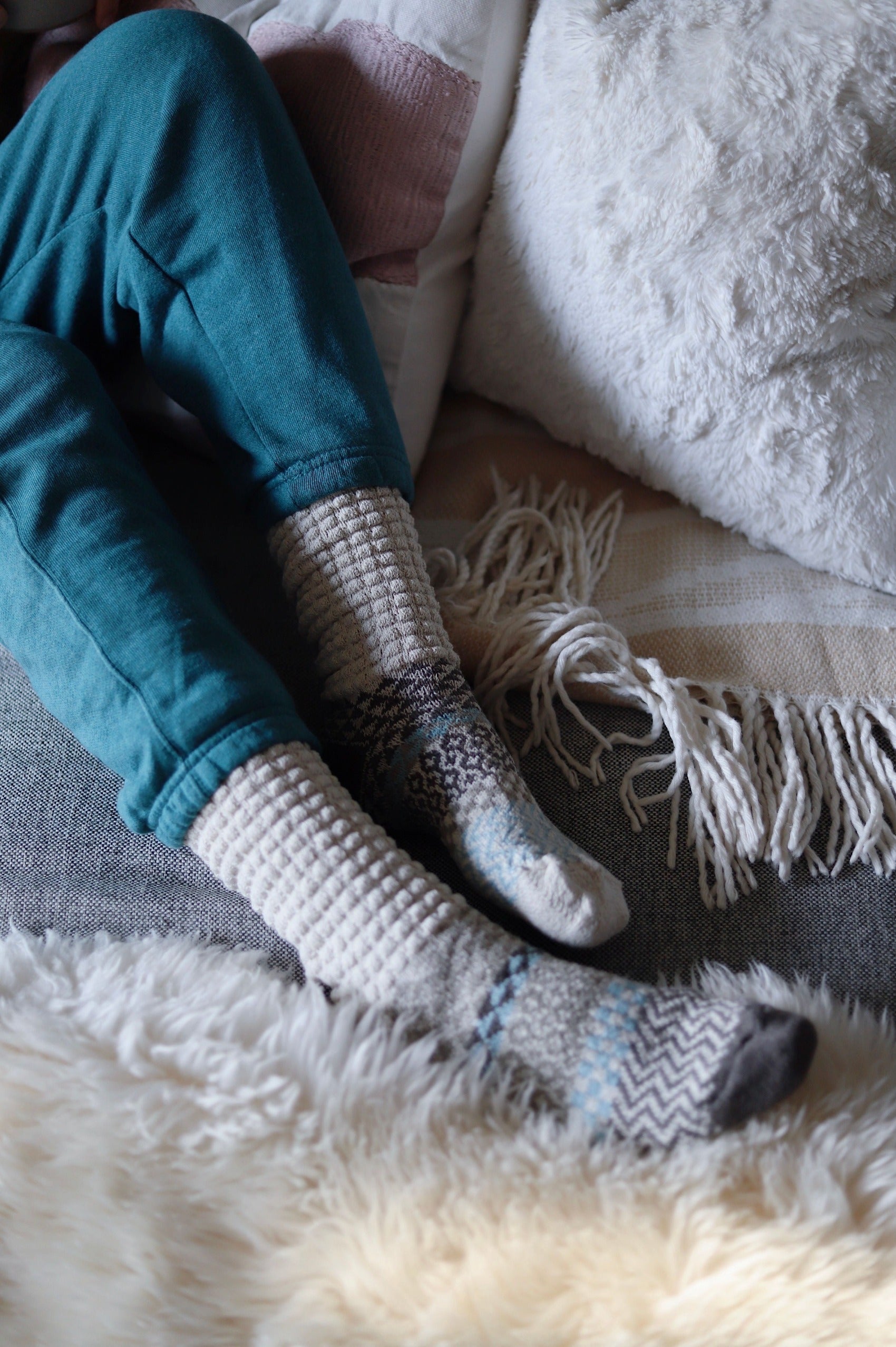 Humktnn| Slouch Socks - Seashell - Cozy, Versatile, and Stylish