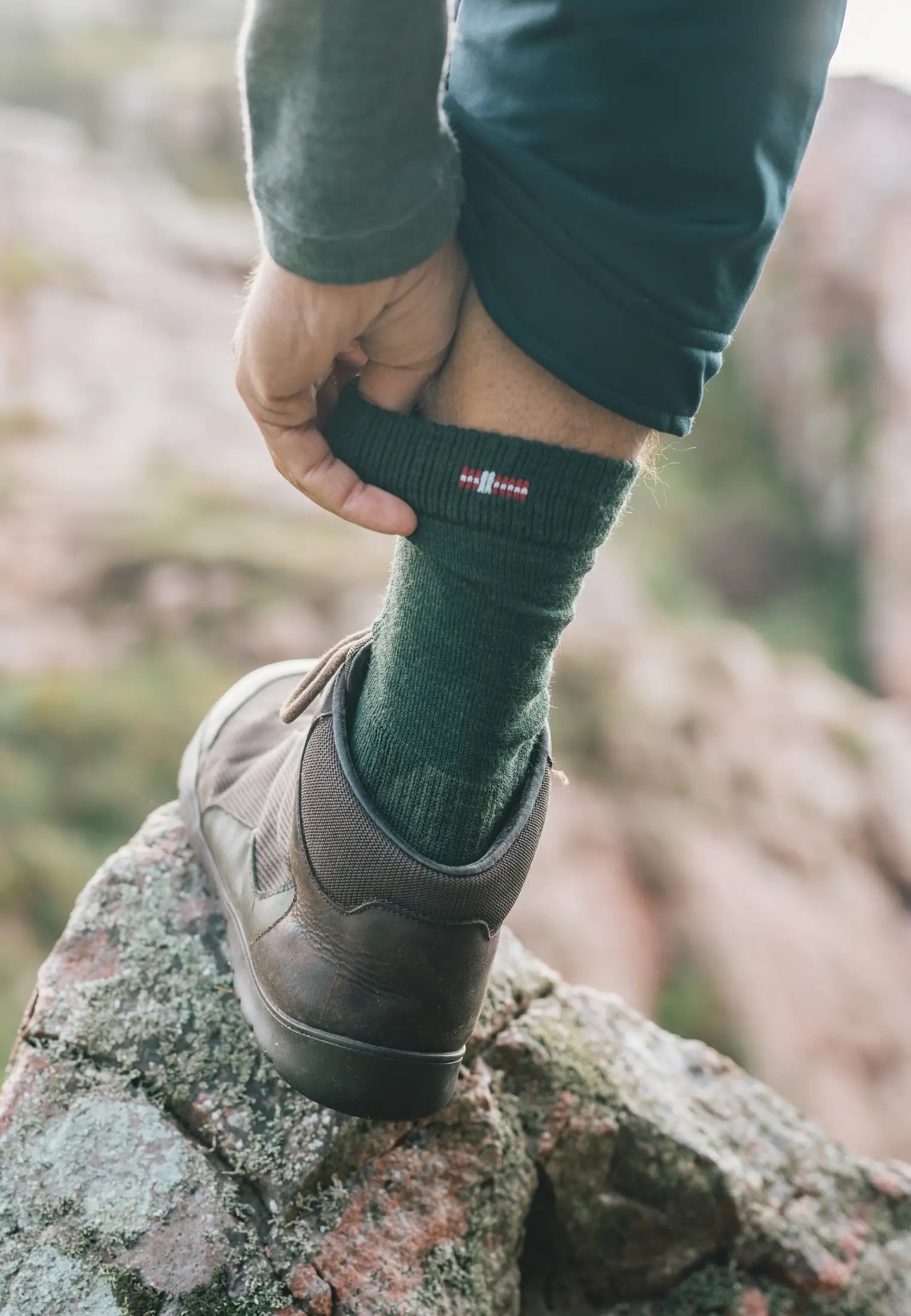 Humktnn | Merino Wool Hiking Socks – Moisture Control and Trail Comfort