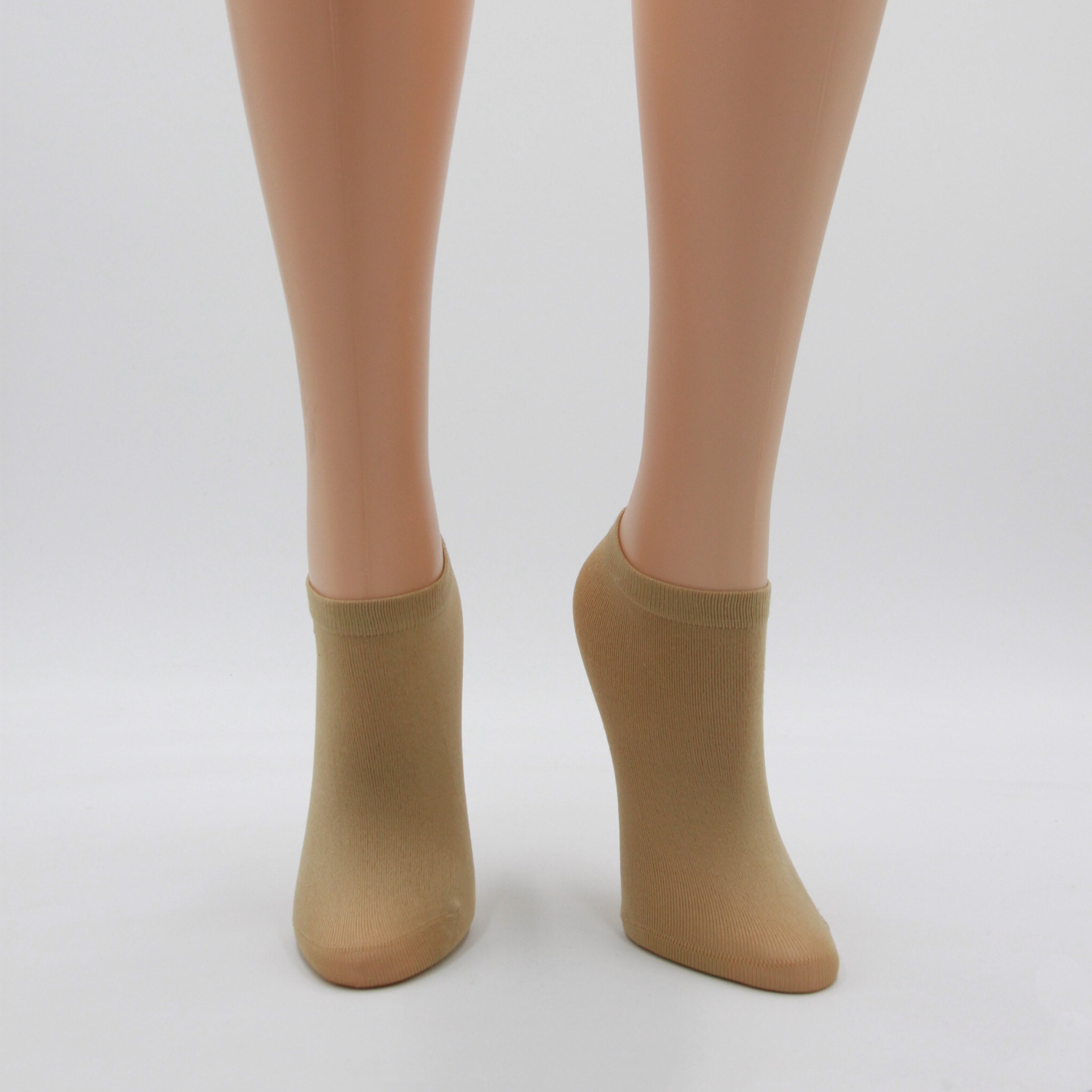 Humktnn | Women’s Queen Size Lightweight Nylon Liner Socks with Seamless Low Cut – 3 Pair Pack