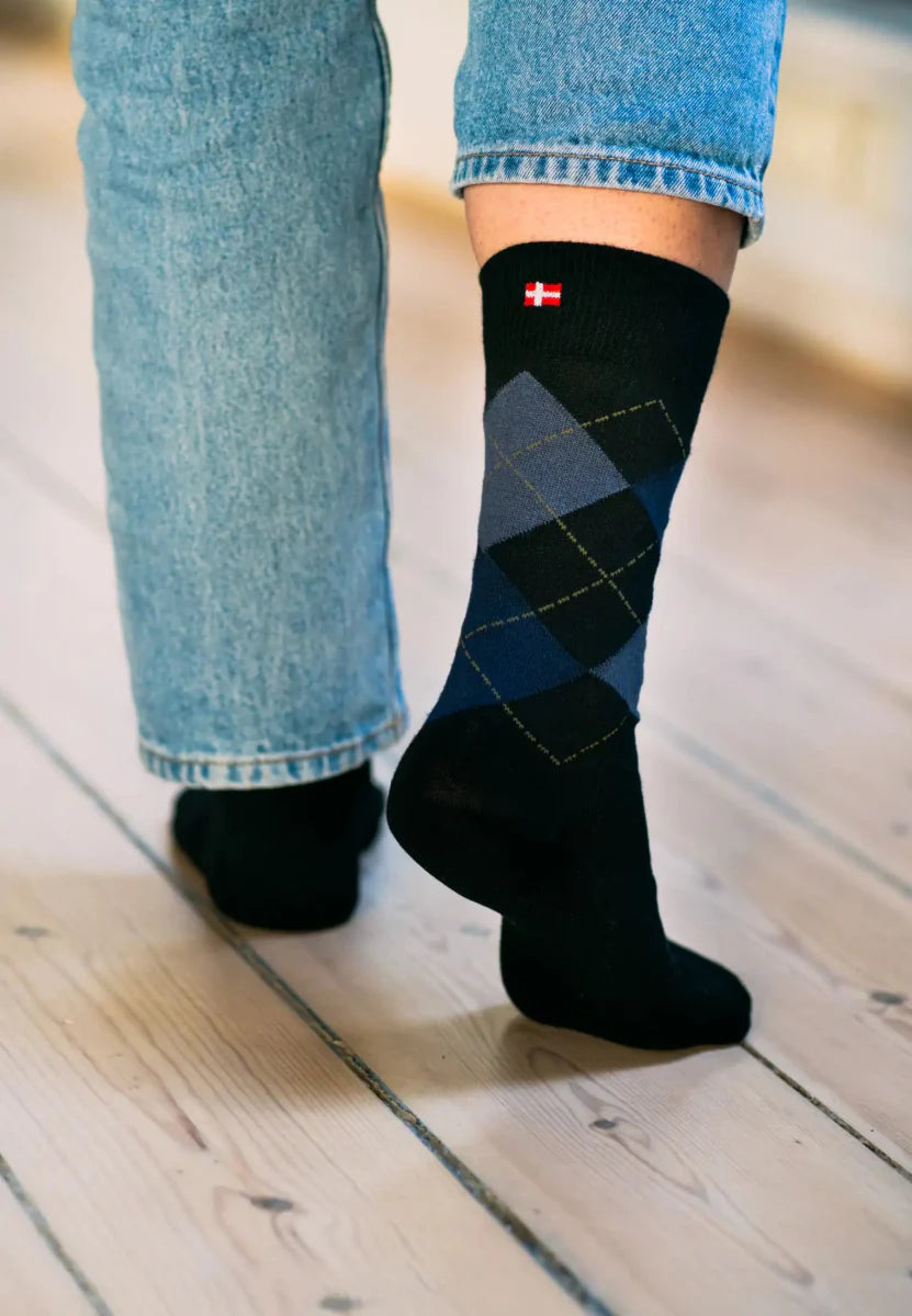 Humktnn | Bamboo Dress Socks – Breathable Comfort for Business Wear