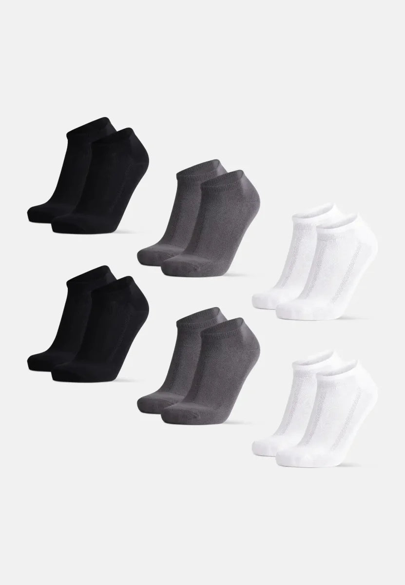 Humktnn | Invisible Bamboo Socks for Clean, Modern Outfits