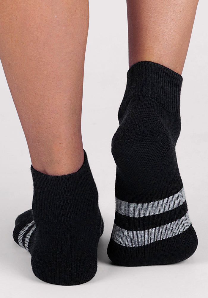 Humktnn | Women’s Lightweight Merino Wool Ankle Socks for All-Day Comfort