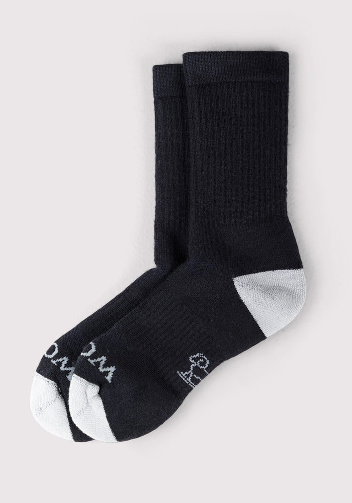 Humktnn | Men’s Full Cushion Merino Wool Crew Socks for Hiking & Outdoor Use