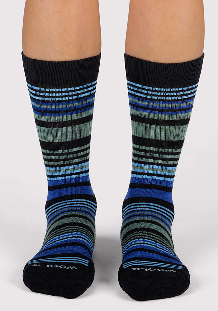 Humktnn| Women’s Cushioned Merino Wool Crew Socks for Everyday Comfort