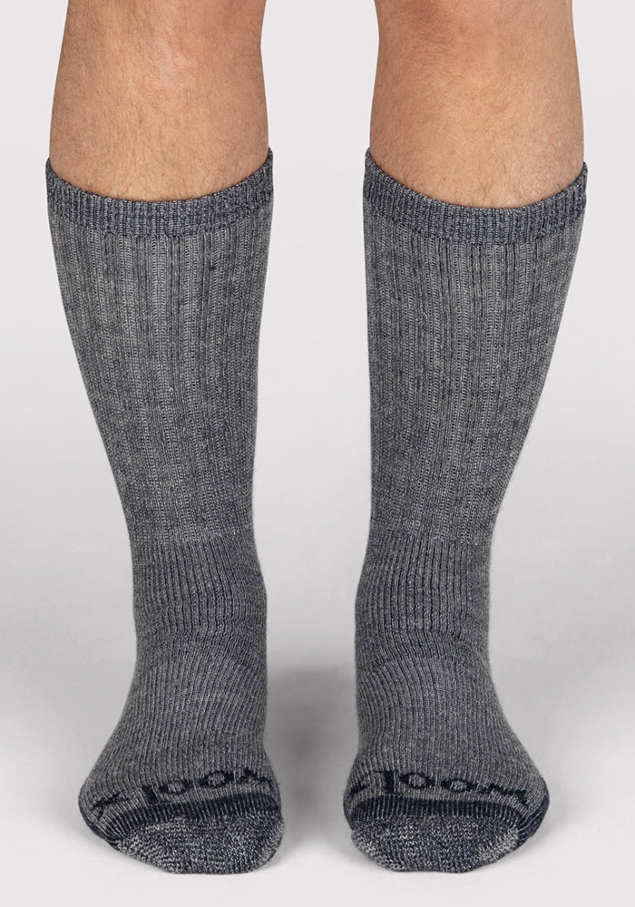 Humktnn | Men’s Heavyweight Merino Wool Crew Socks for Extreme Cold – Charcoal Heather