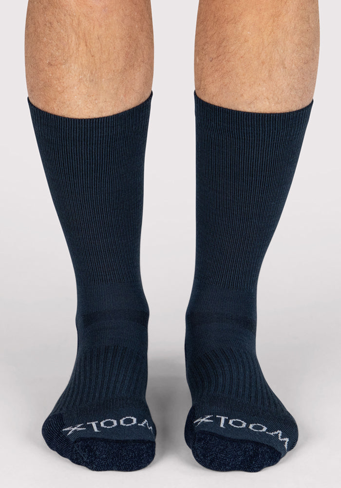 Humktnn | Men’s Lightweight Merino Wool Crew Socks with Breathable Comfort