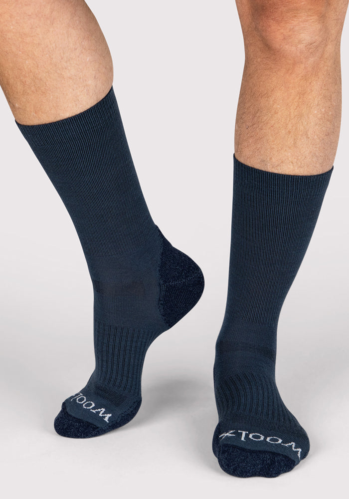 Humktnn | Men’s Lightweight Merino Wool Crew Socks with Breathable Comfort