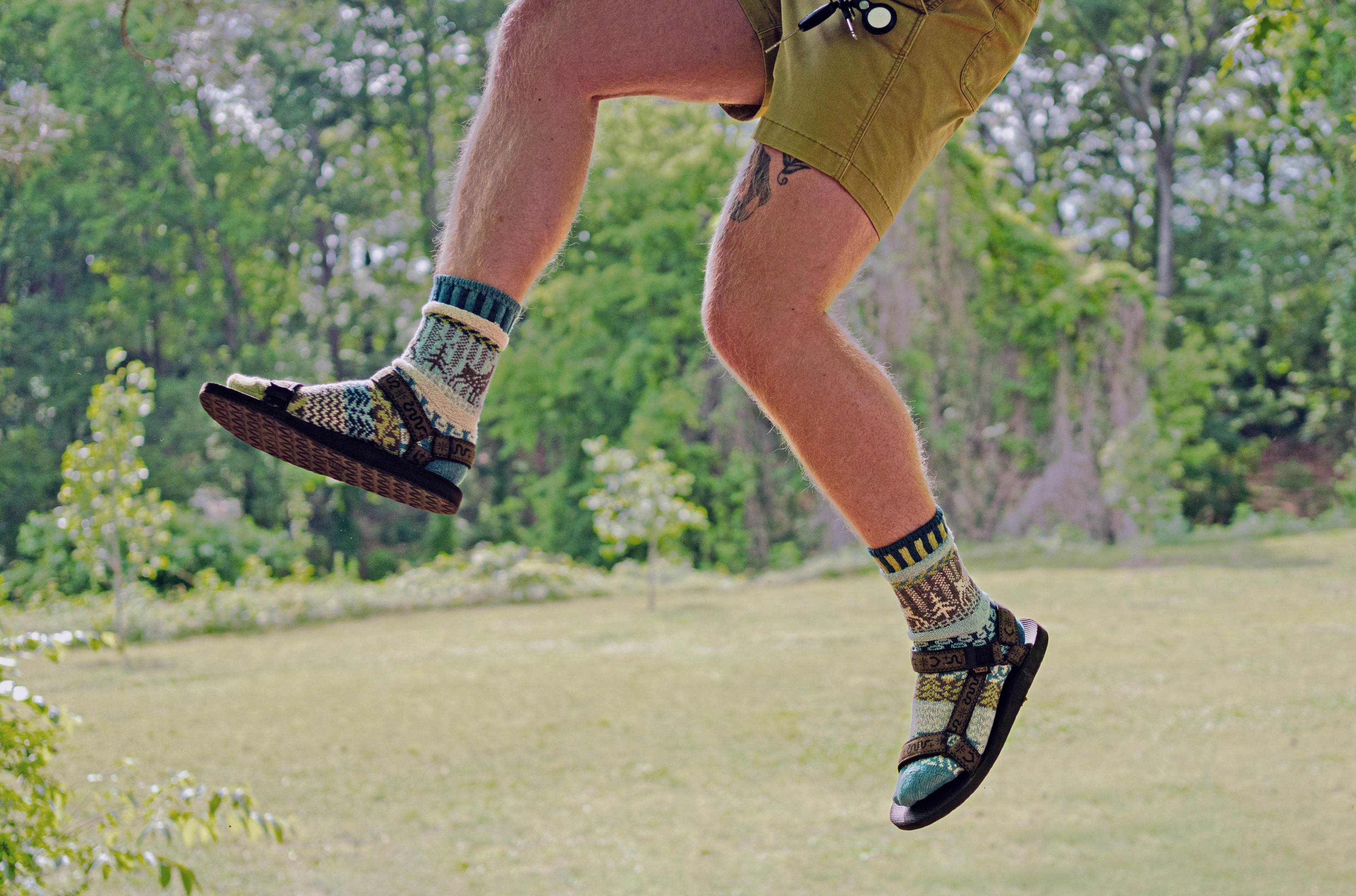 Humktnn| Glacier Goat Crew Socks - Inspired by Nature, Supporting Conservation