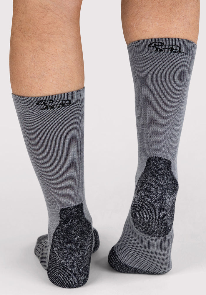 Humktnn | Men’s Lightweight Merino Wool Crew Socks with Breathable Cushioning – Grey