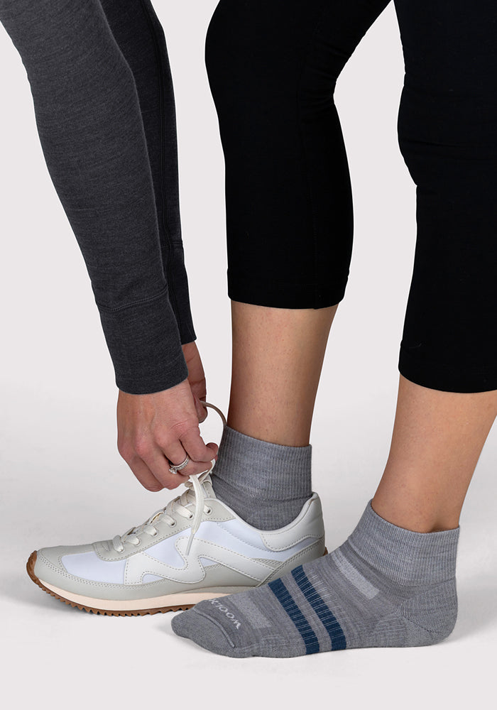 Humktnn | Women’s Lightweight Merino Wool Ankle Socks, Breathable Low-Cut Socks in Grey