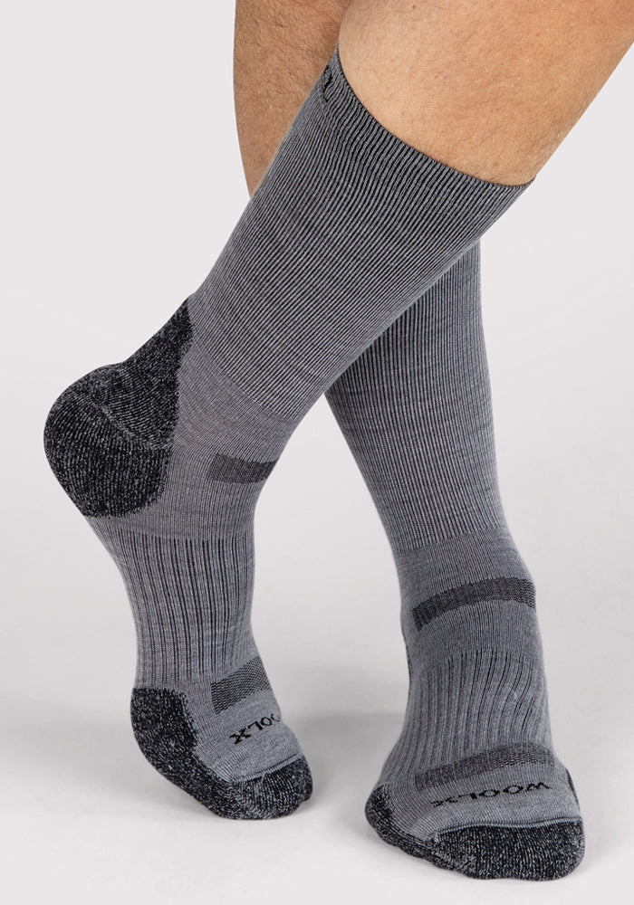 Humktnn | Men’s Lightweight Merino Wool Crew Socks with Breathable Cushioning – Grey