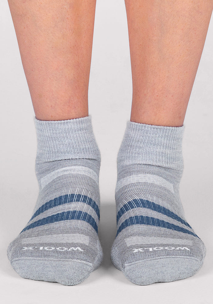 Humktnn | Women’s Lightweight Merino Wool Ankle Socks, Breathable Low-Cut Socks in Grey