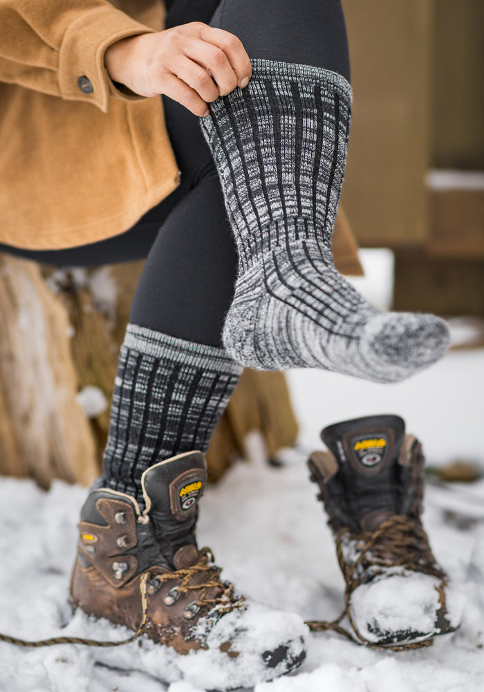 Humktnn| Women’s Mid-Calf Merino Wool Hiking Socks with Full Cushion, Navy Marled
