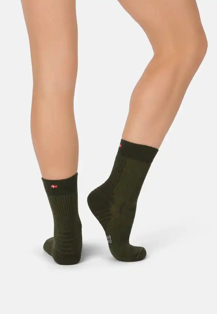 Humktnn | Lightweight Merino Wool Hiking Socks – Breathable Trail Comfort