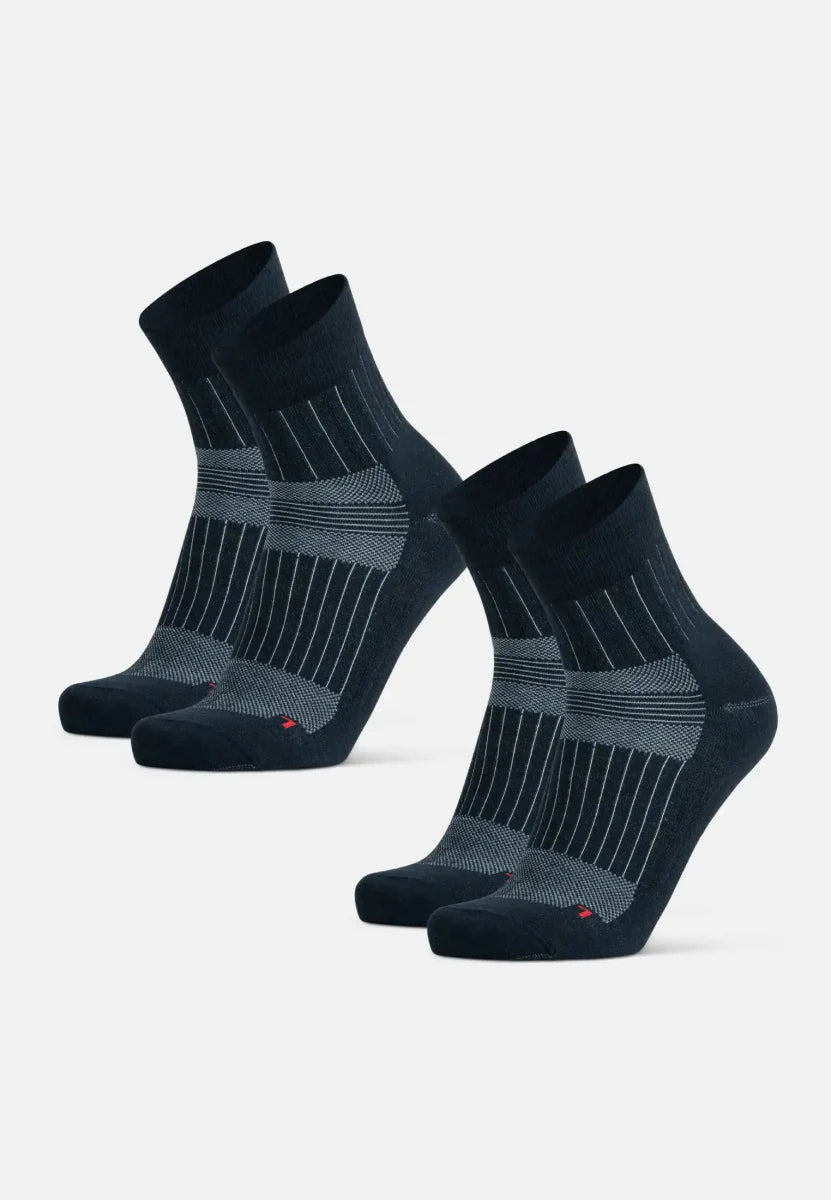 Humktnn | Temperature-Regulating Wool Socks for Running Performance
