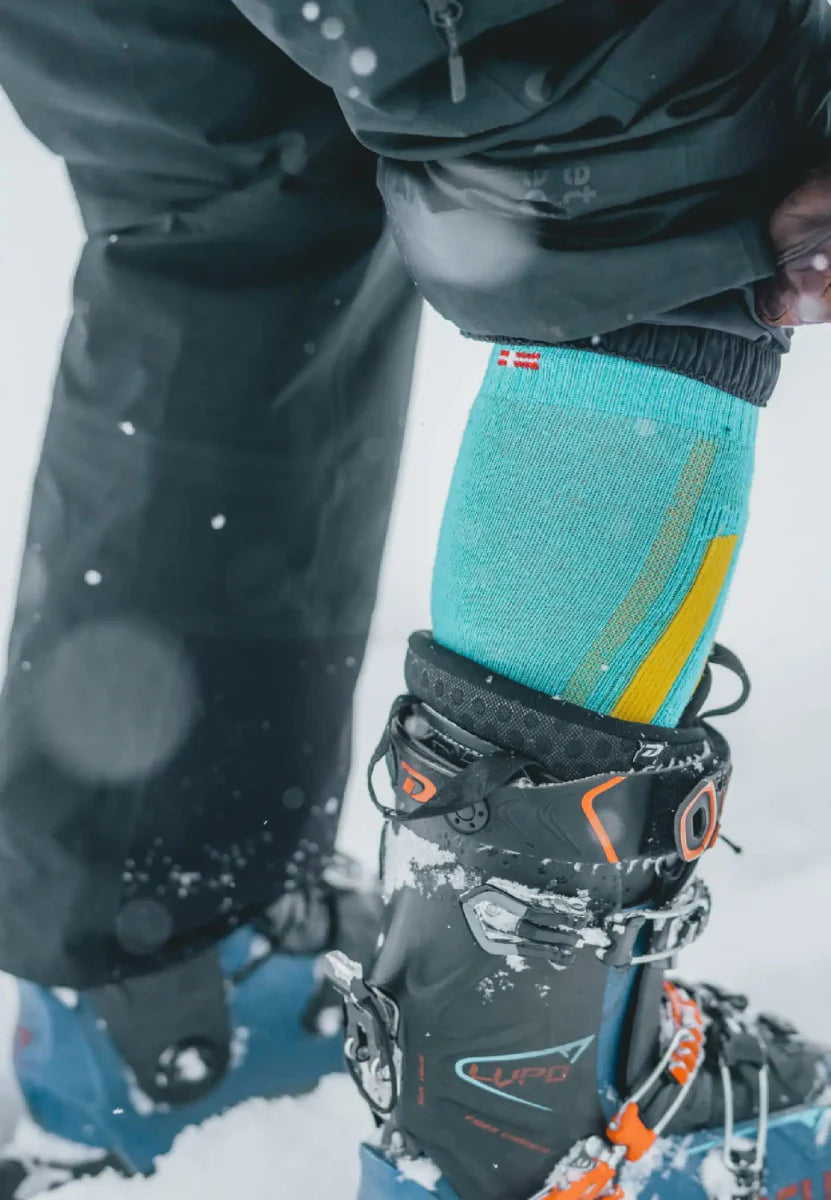 Humktnn | Merino Wool Ski Socks – Warmth and Support for Snow Sports