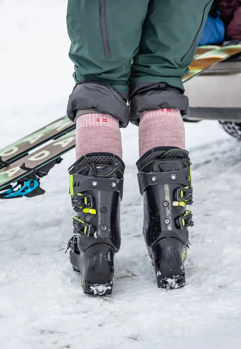 Humktnn | Merino Wool Ski Socks – Warmth and Support for Snow Sports