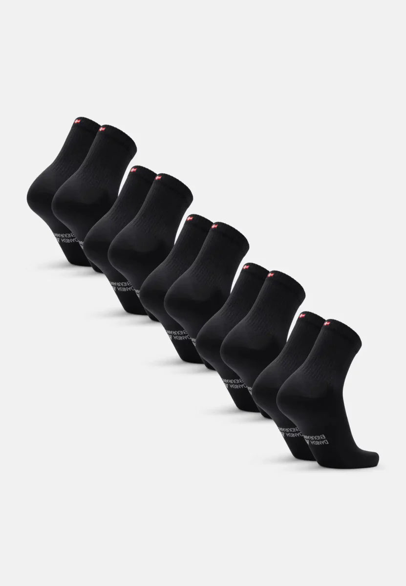 Humktnn | Quarter Pro Sports Socks – Performance Fit for Intense Training