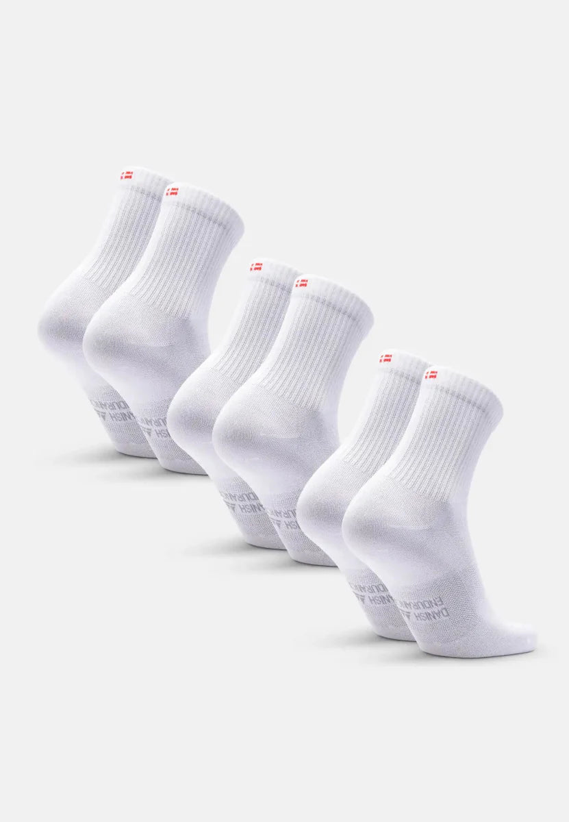 Humktnn | Quarter Pro Sports Socks – Performance Fit for Intense Training