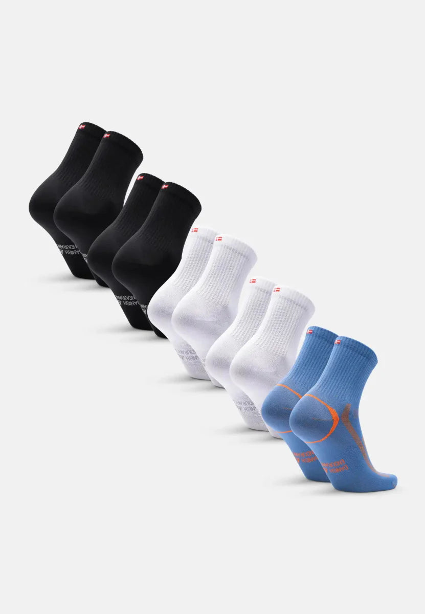Humktnn | Quarter Pro Sports Socks – Performance Fit for Intense Training