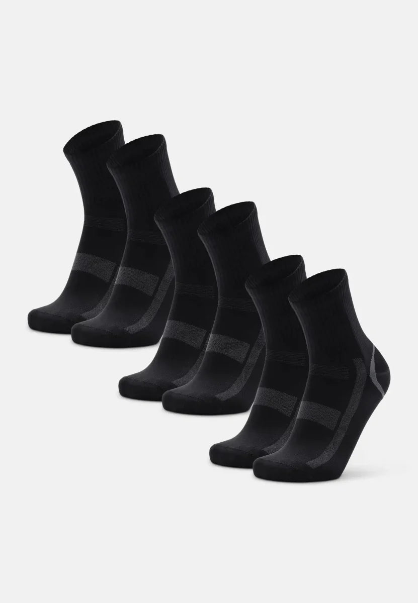 Humktnn | Quarter Pro Sports Socks – Performance Fit for Intense Training