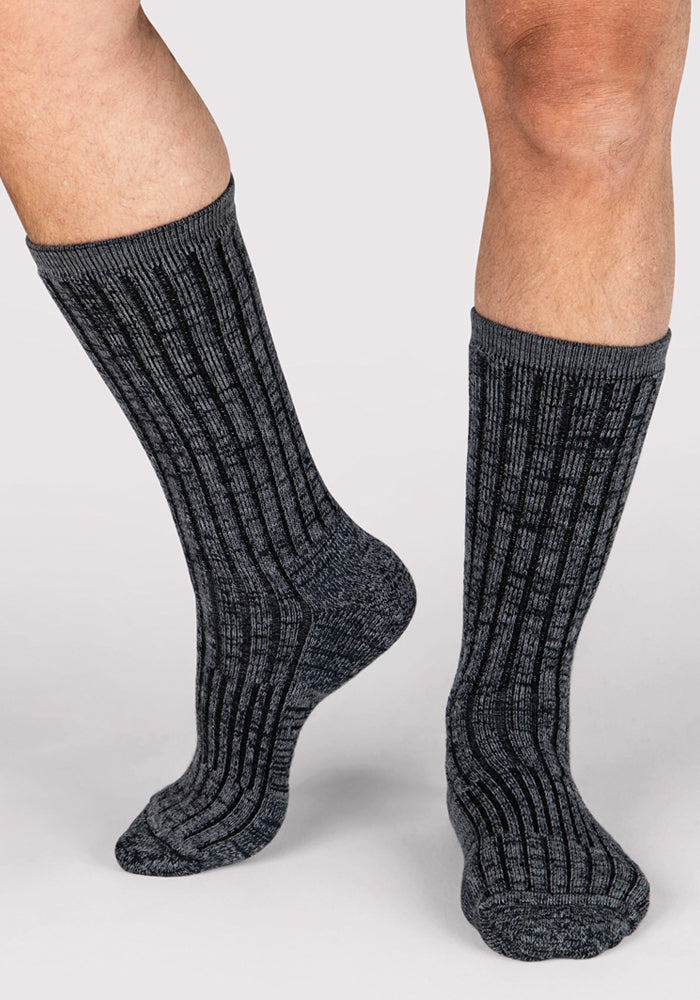Humktnn | Men’s Merino Wool Silk Blend Crew Socks for Everyday Warmth