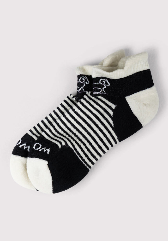 Humktnn | Women’s Merino Wool No Show Socks with Light Cushioning – Tuxedo Stripe