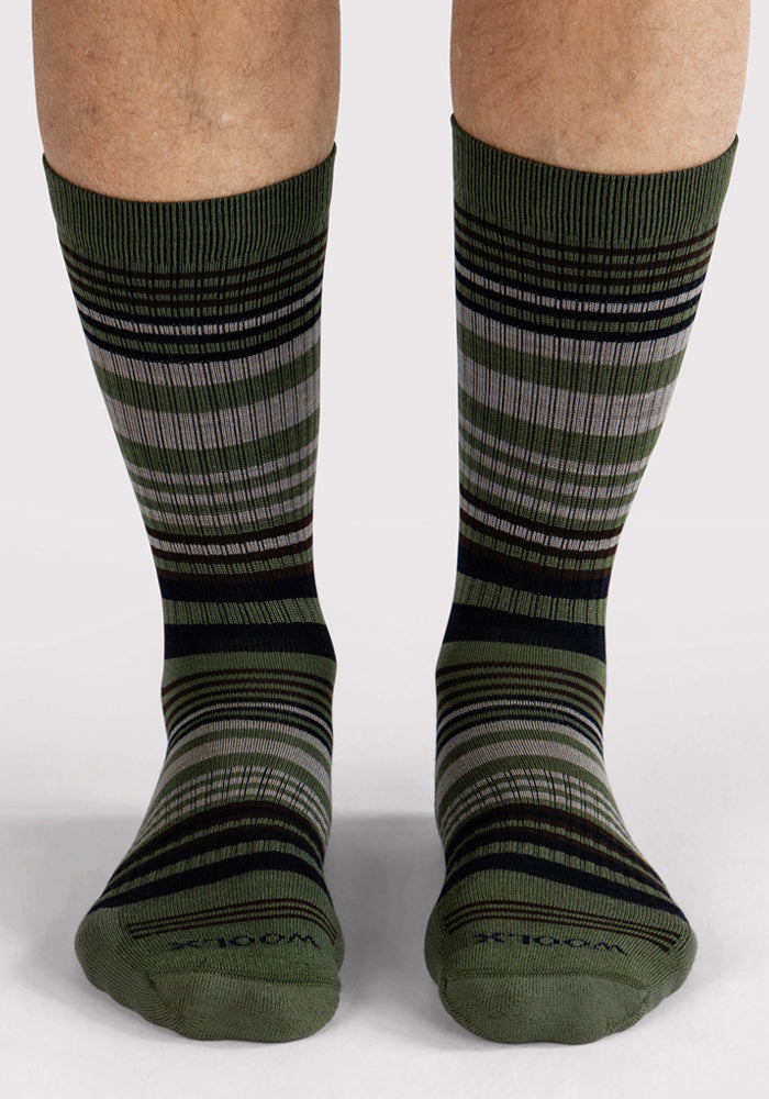 Humktnn | Men’s Lightweight Merino Wool Crew Socks with Cushioned Footbed
