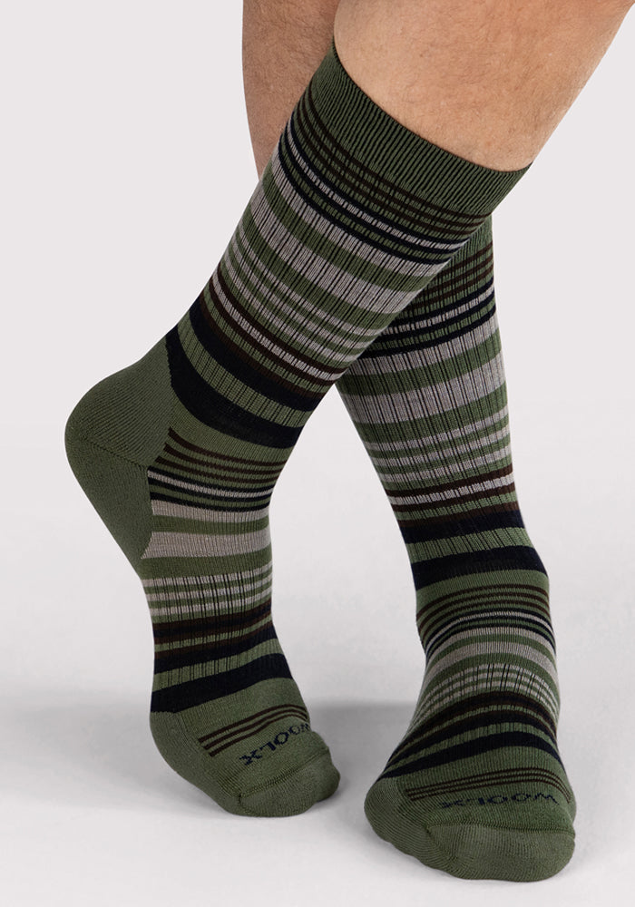 Humktnn | Men’s Lightweight Merino Wool Crew Socks with Cushioned Footbed